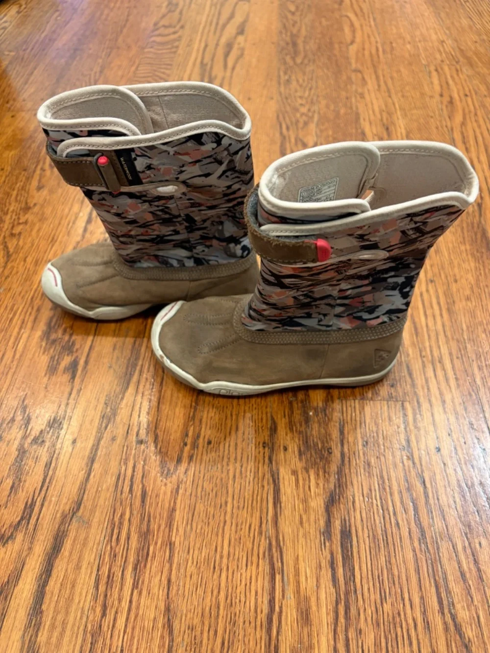 PLAE Thandi Waterproof Pull-On Boots Kids Youth Size 10